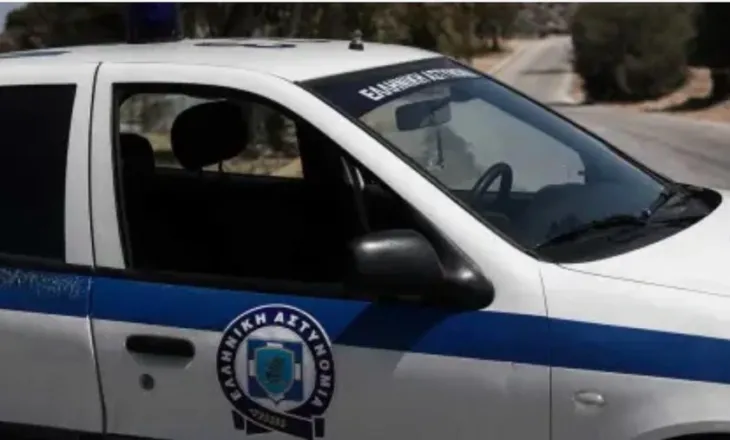 Rrahin barbarisht indianin, arrestohen dy shqiptarë dhe një grek