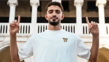 Rrahmani prezantohet te Venezia: Më mirë luaj si “9”, dua të tregoj sa vlej në Serie A