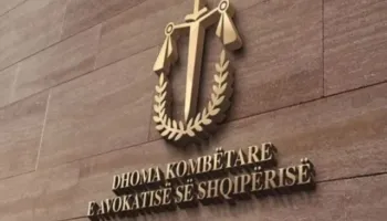 Rregullorja e GJKKO-së ndalon celularët në sallën e gjyqit, Dhoma e Avokatisë do vendosë sot për bojkotimin e seancave