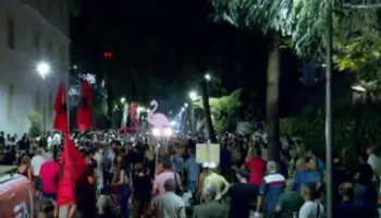 “Rrethuan” Kryeministrinë teksa brenda ndodhej kryeministri Rama, Gjykata liron 14 protestuesit