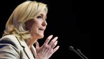 “Rreziku është real”- Paralajmërimi “i çmendur” i Marine Le Pen: Ose NATO hyn në luftë, ose do të kemi një “Luftë Njëqindvjeçare”!