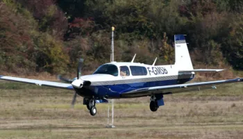 Rrëzohet avioni njëmotorësh në Florida, humb jetën piloti