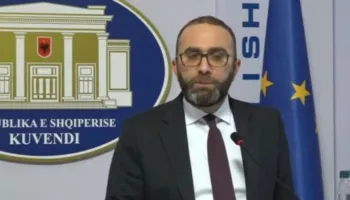 Rritja e pagave të gjyqtarëve, Bardhi “sulmon” projektligjin: Është shkelur vendimi i Këshillit të Legjislacionit