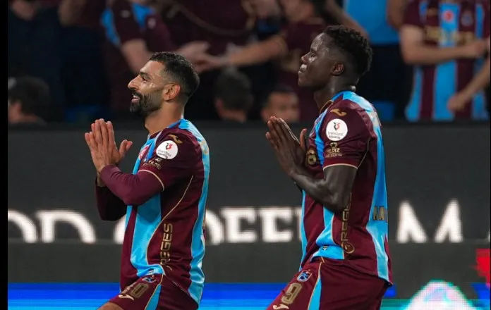 Salah bën “magji”, Trabzonspor turpëron Galatasaray-in dhe e bën garën për titull më të fortë se kurrë (video)