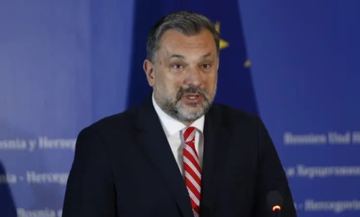 Sarajeva tërheq stafin e Ambasadës nga Serbia pas varrimit të Mlladiçit me nderime shtetërore