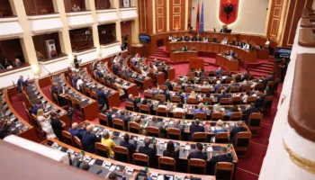 Seanca plenare, PD kërkon ndryshimin e rendit të ditës: Rama të japë shpjegime për situatën në SHISH