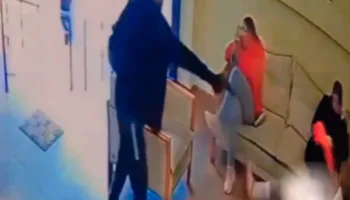 “Sheiku i Basteve” ekzekutohet brenda palestrës, kamerat filmojnë atentatin e frikshëm (VIDEO)