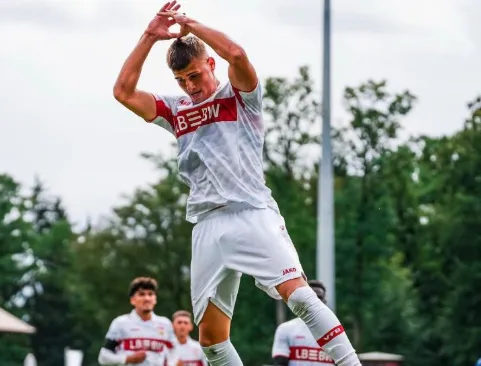 Shkëlqen sulmuesi i Shqipërisë U19, shënon 3 gola me ekipin gjerman në ndeshjen e Ligës së Kampioneve për të rinj
