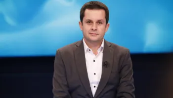 SHPERTHEN ILIR ALIMEHMETI: RAMA E FUTI BRENDA, EDI RAMA E MBAN NE BURG ERION VELIAJN
