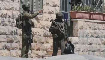 Shpërthen “lufta” Izrael-Britani e Madhe, mbyllet Ambasada e Londrës në Jeruzalem pas sanksioneve ndaj Tel Avivit
