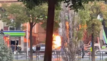 Shpërthimi i fuqishëm te “Eida” në Brryl, reagon Policia: Shkak një bombul gazi, 3 punonjësit jashtë rrezikut