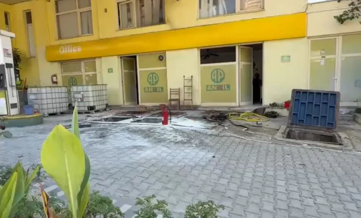 Shpërthimi te karburanti “AN OIL” la dy të plagosur, Policia: Ndodhi gjatë pastrimit të depozitave të gazit