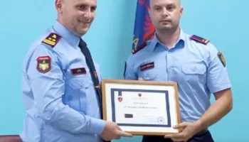 Shpëtoi 24-vjeçaren e marrë peng, Drejtori Hita vlerëson shefin e Policisë, Mariglen Koroveshaj merr gradën “Kryekomisar”
