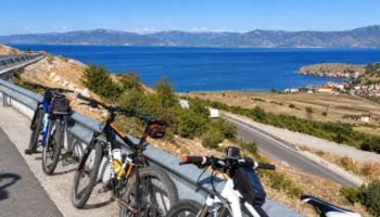 Shqipëria hyn në 15 itineraret e rrugëve më të bukura për biçikleta në botë