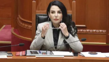 “Si hotel, me feeling si jaht”/ Email-et që hapin dosjen e vilës në Palasë