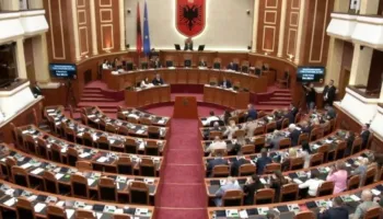 Sot seancë plenare/ 5 ministra japin llogari në Kuvend – Vendoset edhe për pagat e magjistratëve