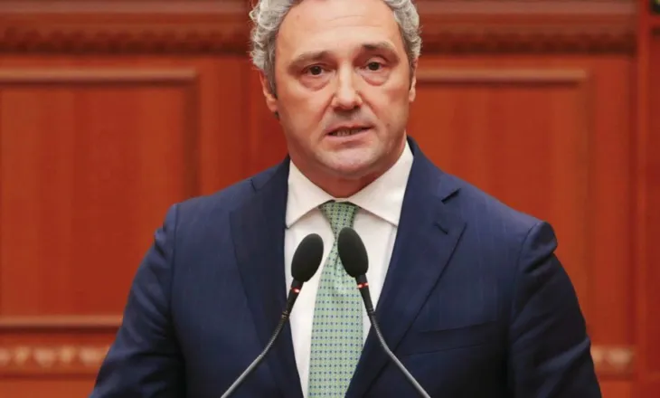 Spahia: Kur Belinda u kërkonte shqiptarëve të kursenin energjinë, kupola e pushtetit pasurohej me vila luksoze