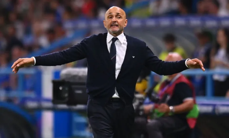 Spalletti mbron francezin: Jam me Kolo Muani dhe do të qëndroj me të deri në fund