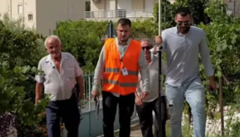 Specialistët e Kadastrës zbarkojnë në Himarë për pronat: Pas Palasës, nis procesi i verifikimit derë më derë edhe në Piqeras