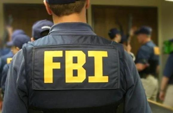 Sulm kibernetik ndaj FBI-së! Punonjësit e agjencisë e mësuan ngjarjen nga mediat, autori arrestohet në Holandë –