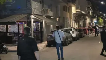 Sulm me armë në një kafene në Athinë, plagoset 10-vjeçarja shqiptare