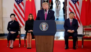 SUPERFUQITE DORE PER DORE/ TRUMP-XI JINPING, TAKIMI QË MUND TË NDRYSHOJË BOTËN