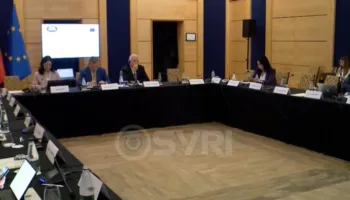 SYRI TV/ Eurodeputetja ‘shuplakë’ Ramës për turizmin, Xhema: Suksesi s’matet te hyrje-daljet në Rinas