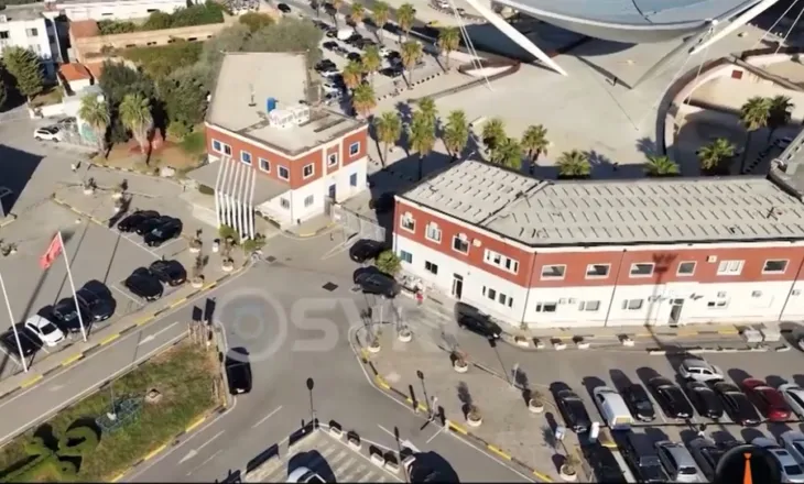 SYRI TV/ Pikëpyetje për shpenzimet në Portin e Durrësit, 178 mijë euro për panele, 88 mijë euro humbje
