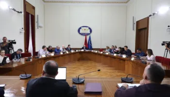 SYRI TV/ Reforma territoriale, PS vijon planin e njëanshëm, PD braktis komisionin