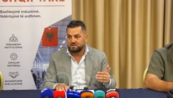 SYRI TV/ Zhvlerësimi i euros fut në krizë manifakturën, prodhuesit: Qeveria të marrë masa fiskale