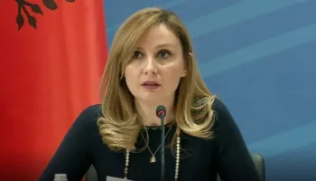 Tabaku: Dorëheqja e ministres së Shëndetësisë në prag të ‘superagjencisë’ që do të kontrollojë 1.5 miliardë euro tendera