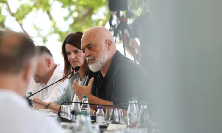 Takimi i përjavshëm i “Pranisë Besnike”, Rama publikon pamjet: Ju uroj një fundjavë të mbarë