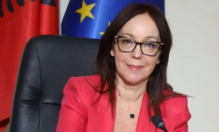 “Të dëgjojmë dhe të trajtojmë çdo shqetësim të qytetarëve”, Spahiu mbledh drejtuesit e shëndetësisë