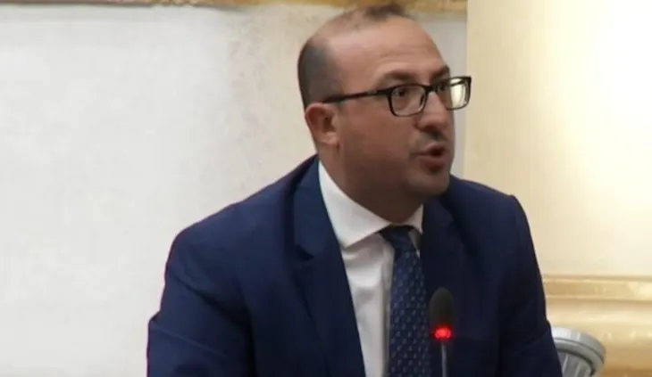 “Të deleguarit e Ballukut në Lushnje u bënë ministra”, Korreshi: Karakaçi dikur i mbante çantën!