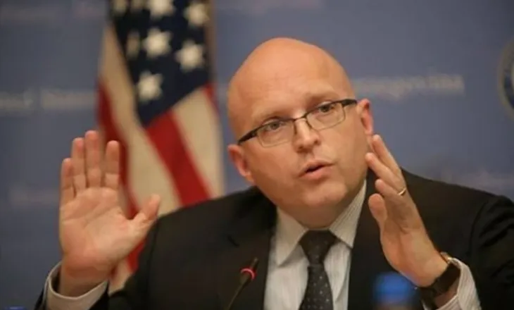 “Të mendohet për të ardhmen e rajonit”- Ish-diplomati amerikan pas dënimit të krerëve të UÇK: U befasova që u dha një dënim kaq i rëndë!