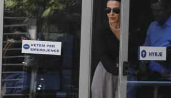Të plasi trapi…”, SMS-të e Ballukut në dosjen për aferën e Unazës së Tiranës