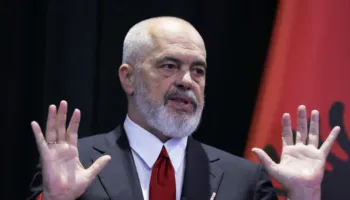 ‘Të ulemi në tryezë’, Rama fton gjyqatarët të bisedojnë për ligjin e ri të pagave: Nëse kemi mosdakordësi, na takon neve…
