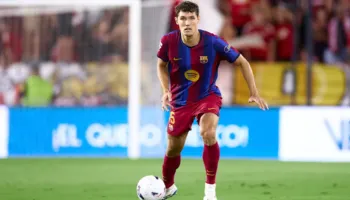 Telashe te Barcelona, trajneri Hansi Flick humbet për disa javë mbrojtësin titullar pas dëmtimit
