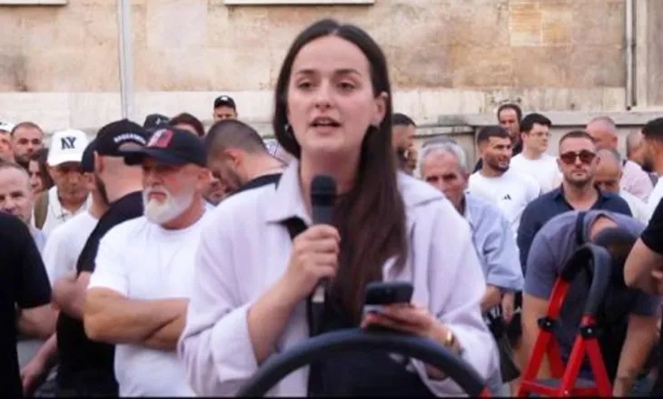 Tensionet para Kryeministrisë/ Aktivistja: Rama provokoi protestuesit