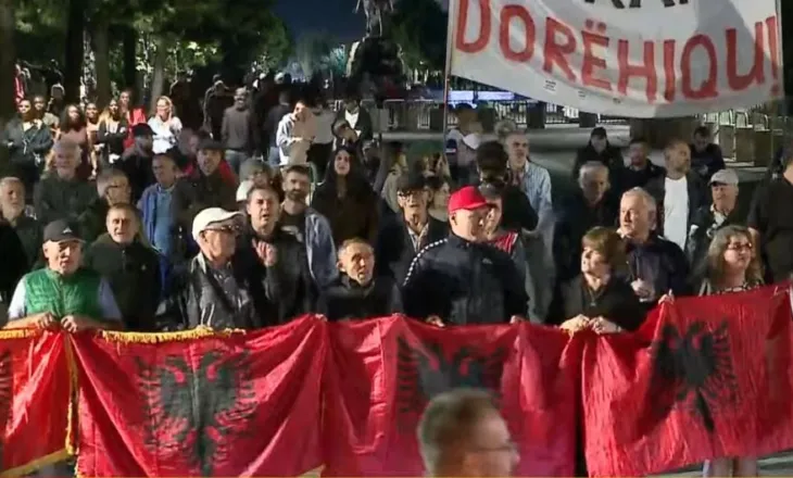 Thirrja e re e protestuesve: O Agas o legen, prite Belën se po vjen!
