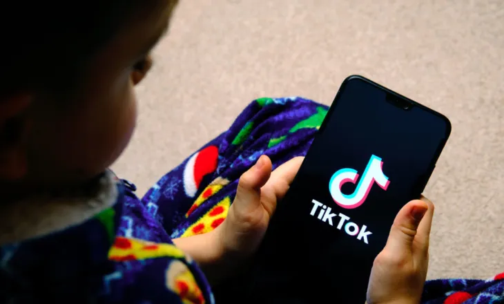 TikTok shmang gjyqin në Alabama, mbrojtja e fëmijëve përmes kufizimeve i kushton 100 deri në 300 milionë dollarë