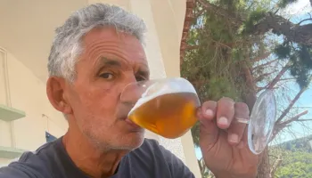 Tim Spector: Pse nuk do të heq dorë kurrë nga alkooli