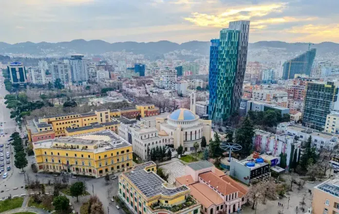 Tirana në hartën e “Si Viaggia” për pushime ekonomike në tetor