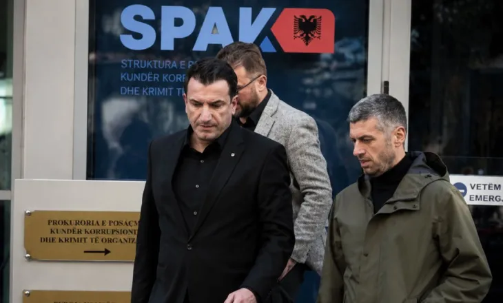 Tjetër lëvizje e fortë te Bashkia/ Veliaj rikthen Alban Dokushin