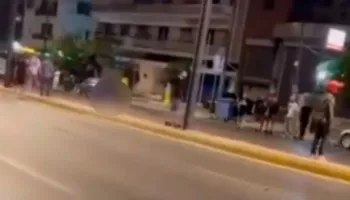 Tragjedi rrugore në Greqi, 3 të vdekur nga përplasja e motorëve “kokë më kokë”, dy prej viktimave gra!
