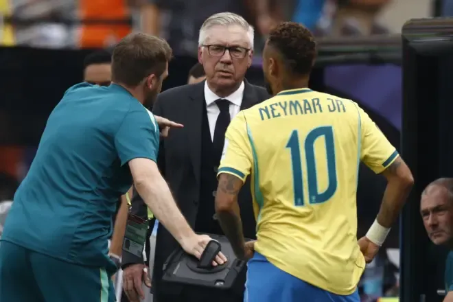Trajneri Ancelotti konfirmon: Epoka e Neymar në kombëtaren e Brazilit ka përfunduar