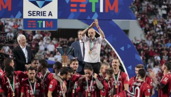Trajneri që i dha Milan titullin e fundit kampion në Serie A drejt transferimit në Turqi te skuadra e Salah