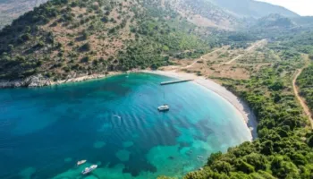 “Travel Noir”: Shqipëria kryeson parashikimet për destinacionet turistike në 2027-ën