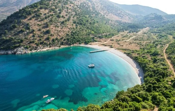 “Travel Noir”: Shqipëria kryeson parashikimet për destinacionet turistike në 2027-ën