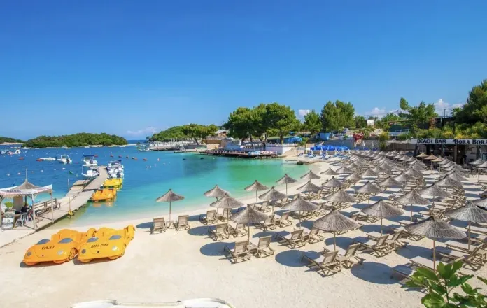 “Travel Off Path”: Ksamili shpallet destinacioni bregdetar më i mirë në Evropë